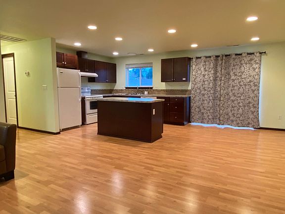 5th image of 4250 S 290th St