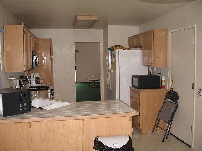 2nd image of 457 Coudures Way