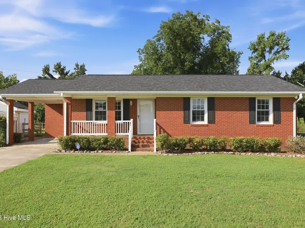 623 Moore Town Road, Walstonburg, NC 27888