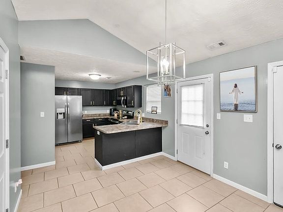 4th image of 6294 Waterfield Dr