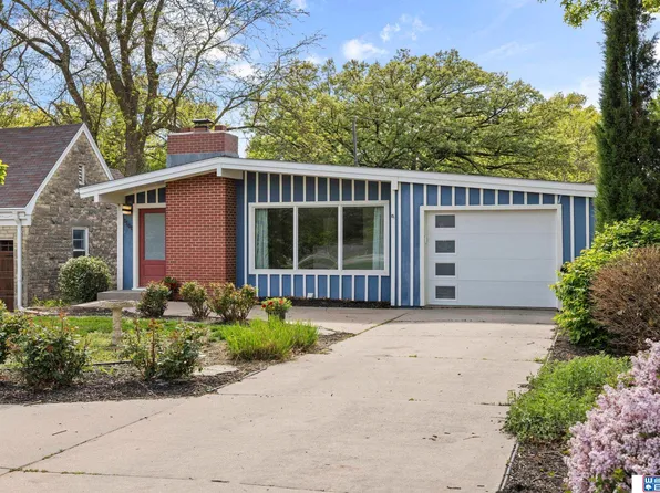 1141 S 48th St, Lincoln, NE 68510