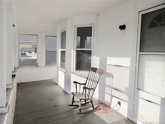 3rd image of 92 Alfred St Floor 1