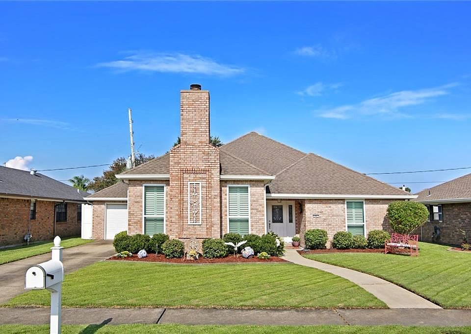 1st image of 53 Echezeaux Dr
