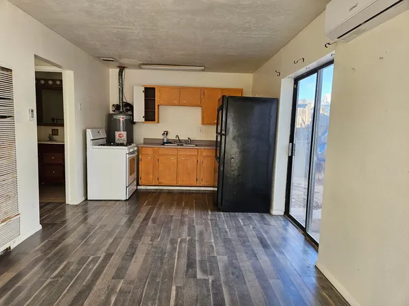 3813 Thaxton Ave SE #A, Albuquerque, NM 87108