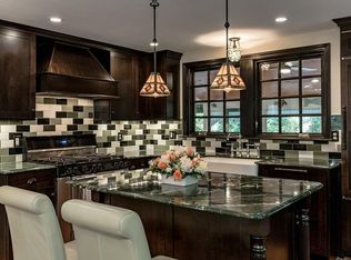 58 Ossamequin Rd, Billerica, MA 01821