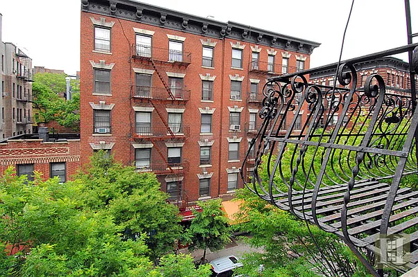 Rented by Halstead Real Estate | media 29