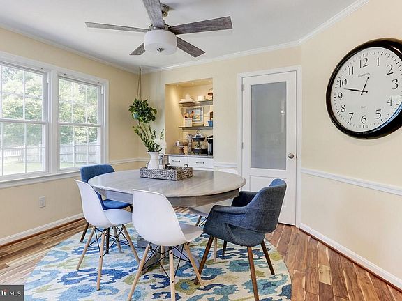 4th image of 2709 Clarkes Landing Dr