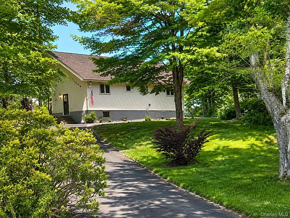 2nd image of 127 Beaver Dam Road #Long Pond, PA