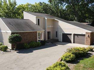 61583 Raintree Blvd, Sturgis, MI 49091