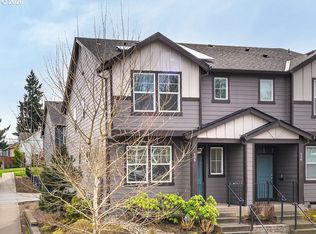 898 N 18th Ave, Cornelius, OR