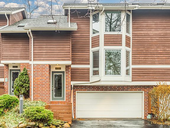 2nd image of 6723 Old Royalton Rd #6723