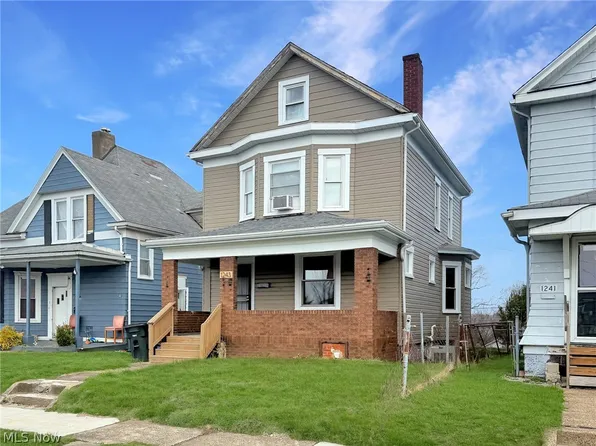 1243 Oak Grove Ave, Steubenville, OH 43952