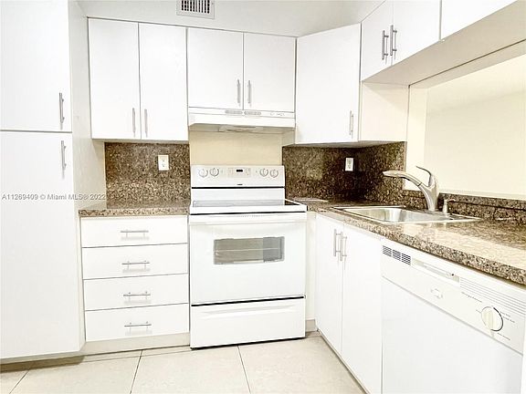 3rd image of 9420 SW 140th Ct #9420