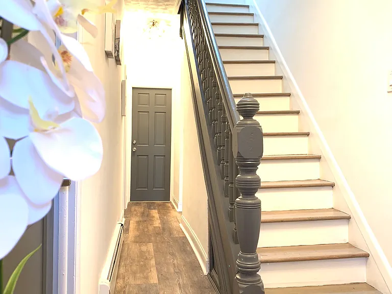 2428 Cambreleng Ave — Photo 26