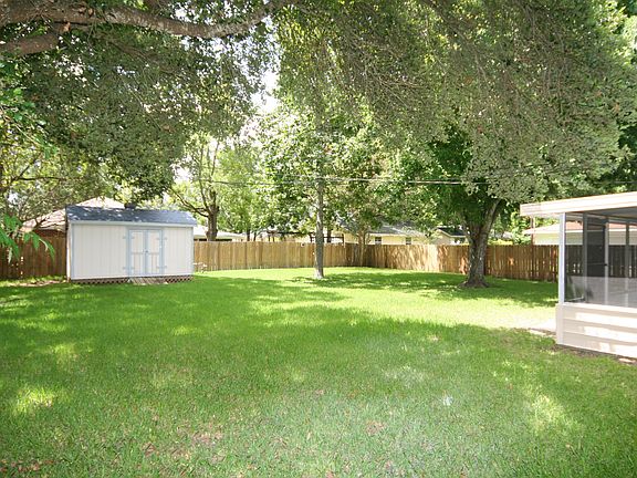 2nd image of 2901 John Dr
