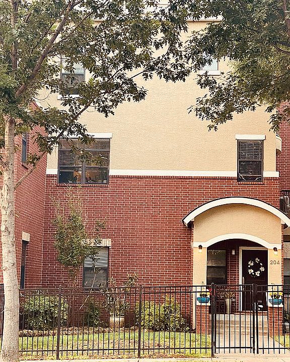 1st image of 1203 Beaconsfield Ln APT 204