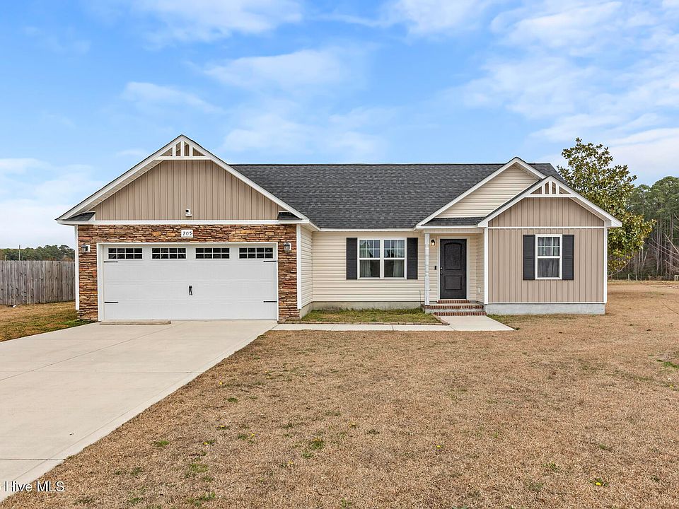 1st image of 205 Arbor Court