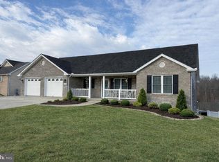 1123 Ewell St, Front Royal, VA 22630