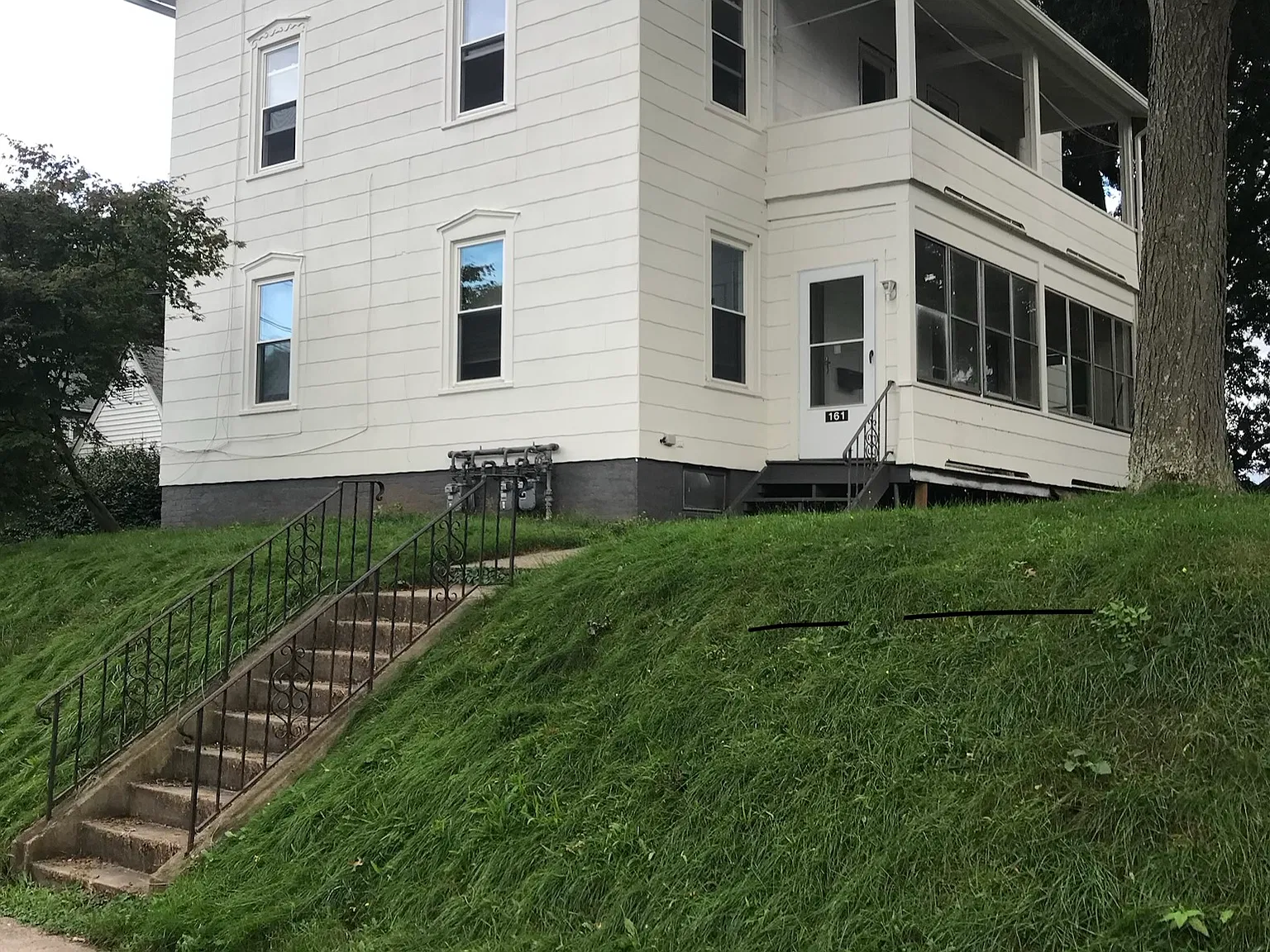 2 bed, 850 sqft, $1,450 — Photo 1