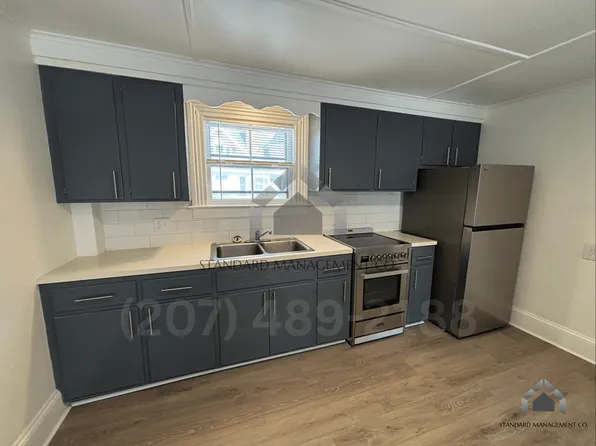 2 Elm St, Waterville, ME