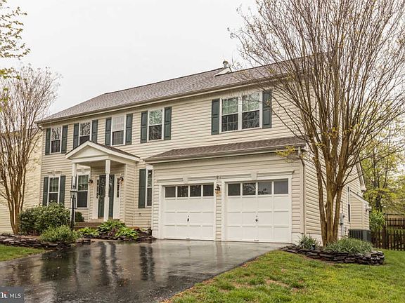 3rd image of 14912 Greenhill Crossing Dr