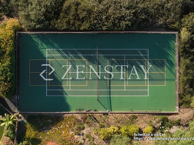 HOA-owned tennis court available for resident use