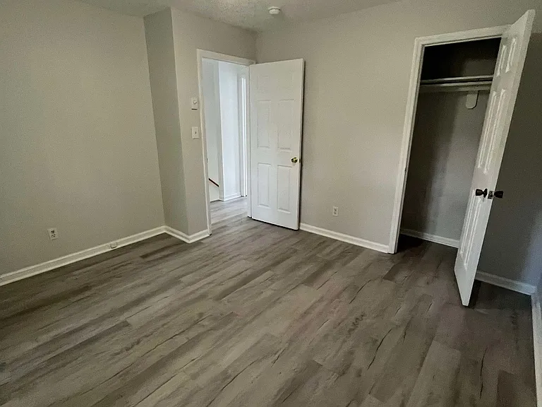 31 Deerfield Dr — Photo 12