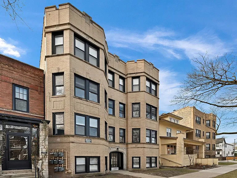 2173 W Wilson — Photo 16