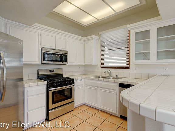 3rd image of 4243 Mary Ellen Ave APT 12