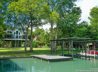 36 Cherokee Bnd, Seguin, TX 78155