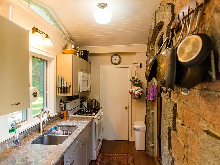 7 Homestead Dr — Photo 18
