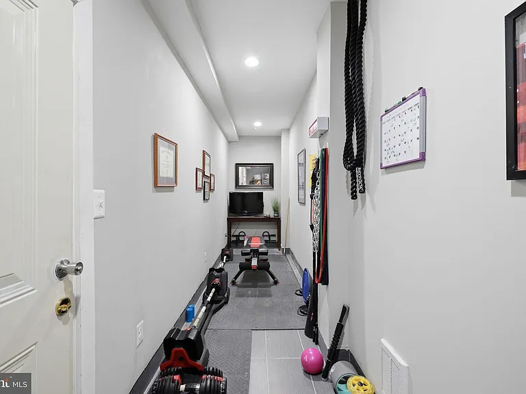 1207 Kennedy St NW #4 — Photo 20