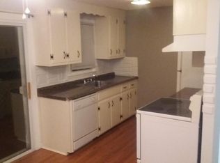 94 Middle Tpke E APT 6, Manchester, CT 06040