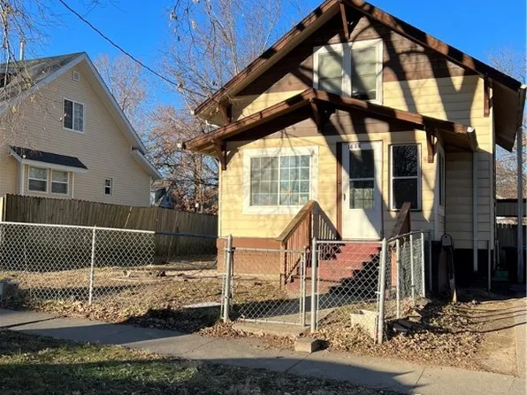 1638 22nd St, Des Moines, IA 50310