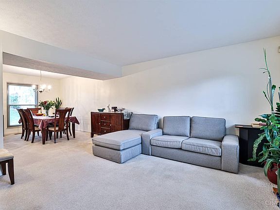 4th image of 8897 Hialeah Dr