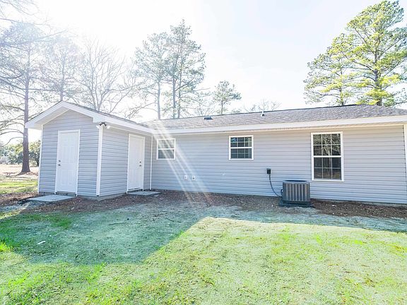 3rd image of 3006 Folly Grove Rd.