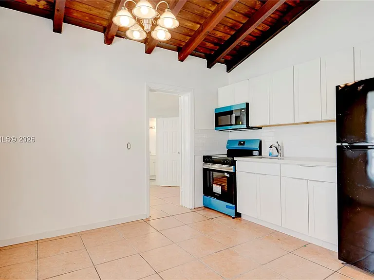 1085 NE 128th Street Front #FRONT — Photo 12