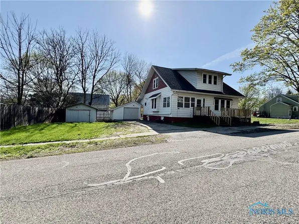 117 S Madison St, West Unity, OH 43570