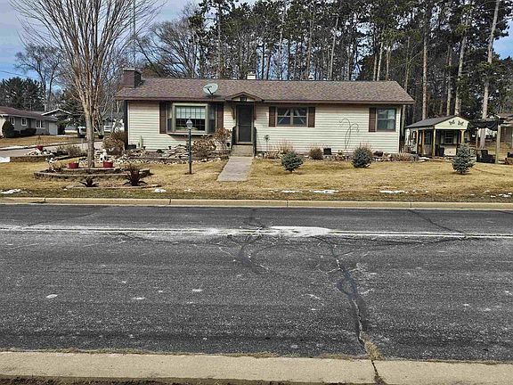 2nd image of 145 Forest Lane