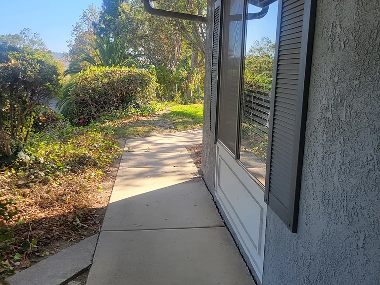 walkway to front door