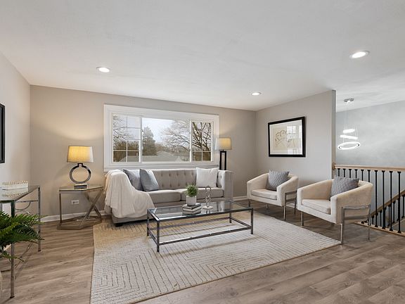 4th image of 1512 Chatham Ct
