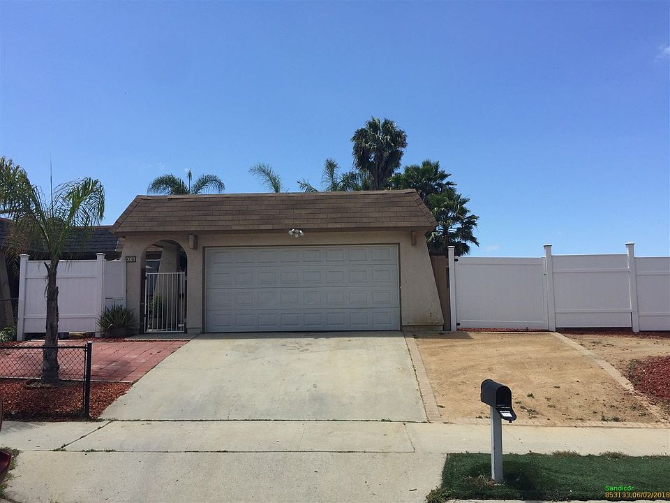 1st image of 4741 Calle Las Positas