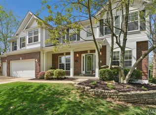 1131 Wildhorse Meadows Dr, Chesterfield, MO 63005