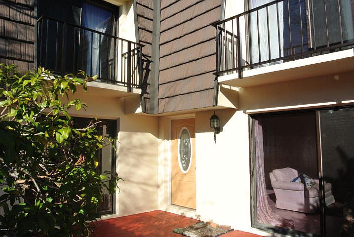 1st image of 3816 Vista Oaks Cir NE