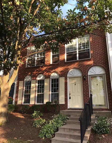 56 Edward Dr — Photo 1