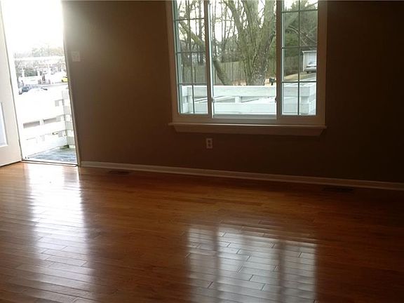 5th image of 2700 Tinsberry Dr