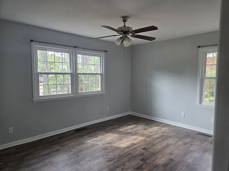 906 Orchard Dr — Photo 11
