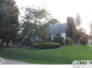 5590 Loyalty Ave, West Bloomfield, MI