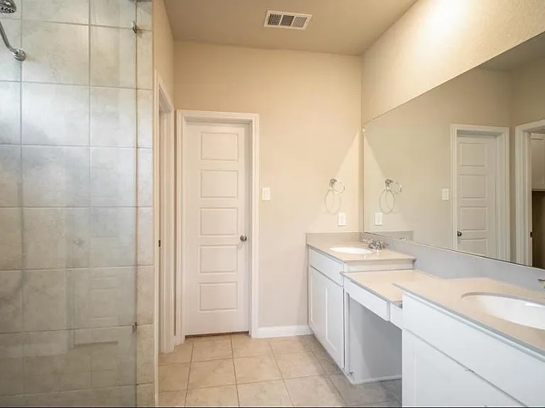 21449 Kings Guild Ln — Photo 24