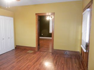 903 S Benton Ave, Saint Charles, MO 63301